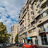 Unirii, spate magazin, 3 min. metrou, etaj 2, contract ANAF, comision zero
